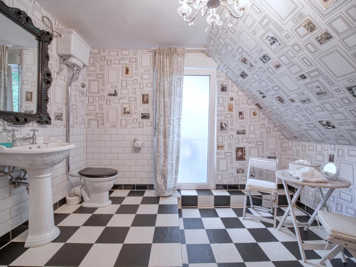 Three B'S Bed And Breakfast Berge  외부 사진