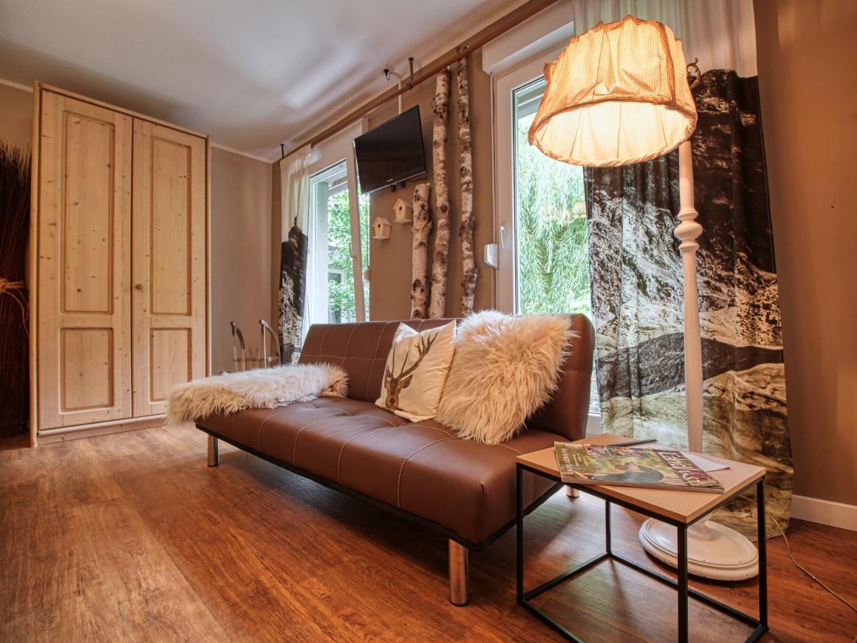 Three B'S Bed And Breakfast Berge  외부 사진